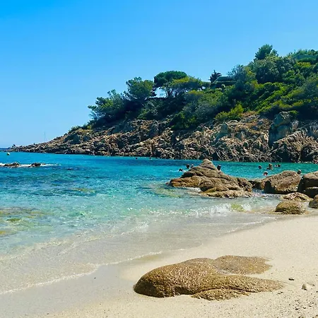 Appartement Vue Mer, Piscine, Clim Grimaud